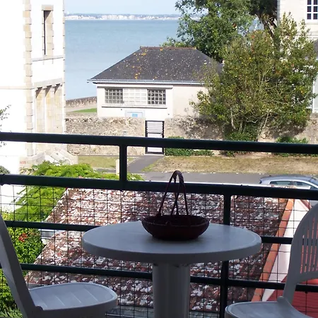 Les Tilleuls Apartment *